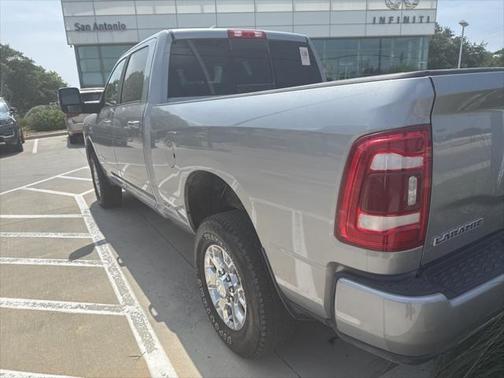2024 RAM 2500 Laramie Crew Cab 4x4 6'4' Box