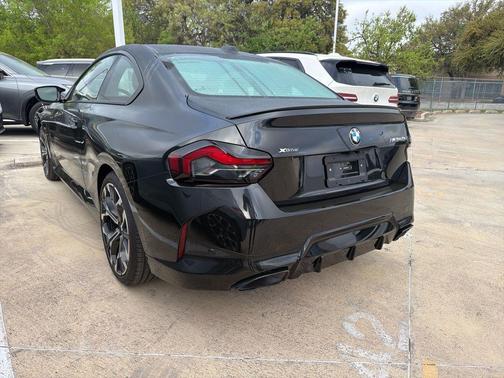 2025 BMW M240 i xDrive