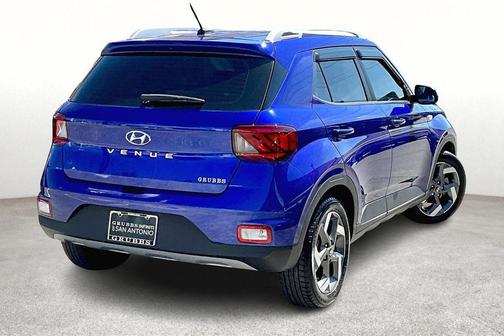 2024 Hyundai VENUE SEL