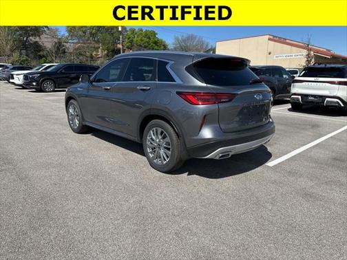 2024 INFINITI QX50 LUXE