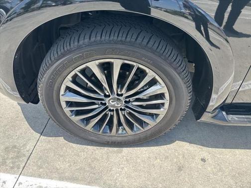 2024 INFINITI QX80 SENSORY AWD