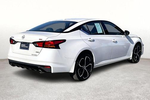 2025 Nissan Altima SR AWD