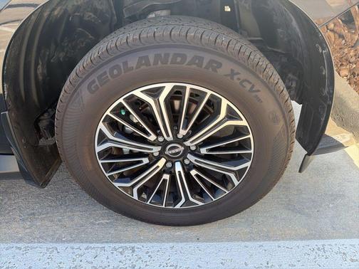 2025 Nissan Armada Platinum 2WD