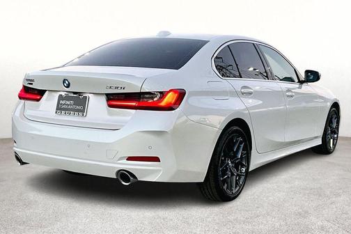 2025 BMW 330 xDrive
