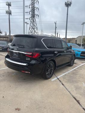 2022 INFINITI QX80 SENSORY