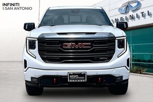 Summit White 2024 GMC Sierra 1500 AT4
