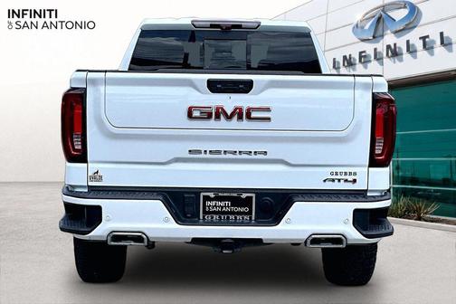 Summit White 2024 GMC Sierra 1500 AT4