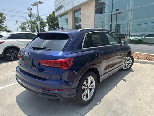 2024 Audi Q3 Premium 45 TFSI S line quattro Tiptronic