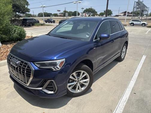 2024 Audi Q3 Premium 45 TFSI S line quattro Tiptronic