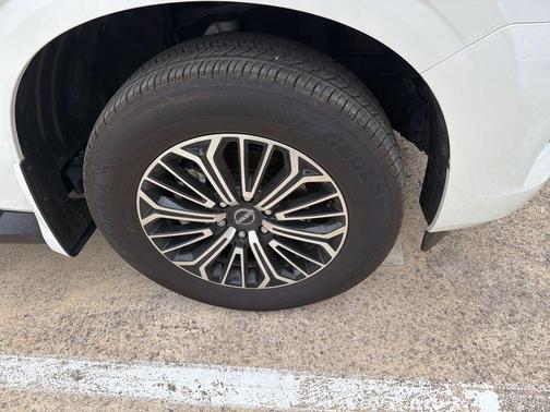 Aspen White Tricoat 2025 Nissan Armada Platinum 4WD