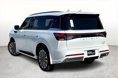 2025 INFINITI QX80 Luxe