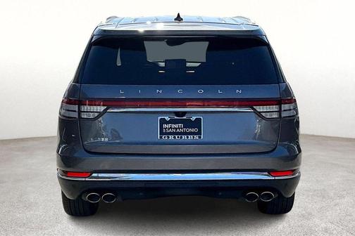2022 Lincoln Aviator Standard AWD