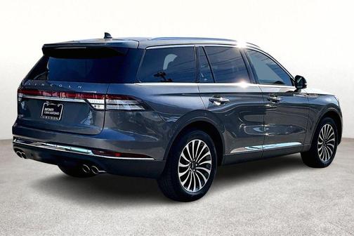 2022 Lincoln Aviator Standard AWD