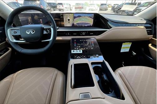 2025 INFINITI QX80 Luxe