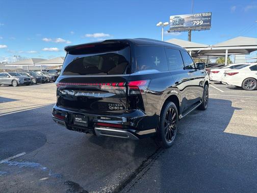 2025 INFINITI QX80 PURE AWD