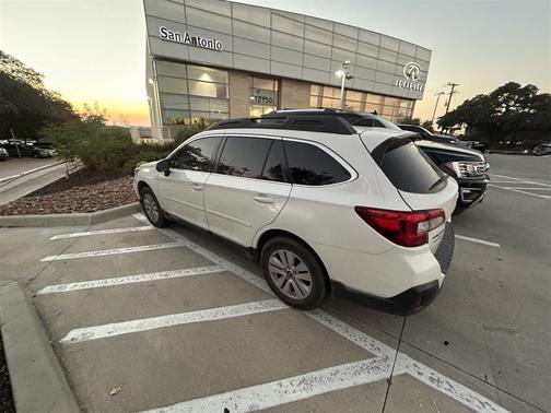 2019 Subaru Outback 2.5i Premium