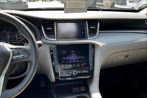 2023 INFINITI QX50 LUXE
