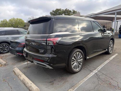 Black Obsidian 2025 INFINITI QX80 Luxe