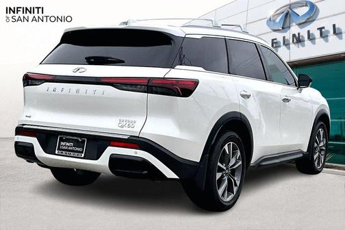 Majestic White 2025 INFINITI QX60 Luxe