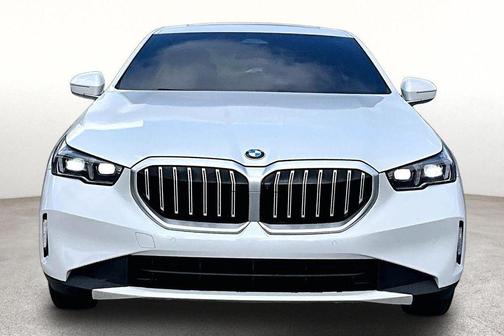 White Metallic 2025 BMW 530 530i