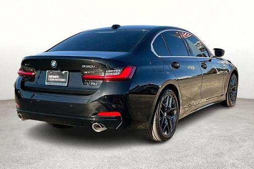 2025 BMW 330 xDrive