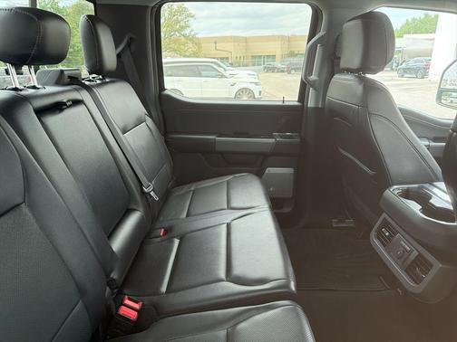 Antimatter Blue Metallic 2024 Ford F-250 Lariat