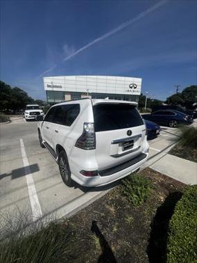 2023 Lexus GX 460 Luxury