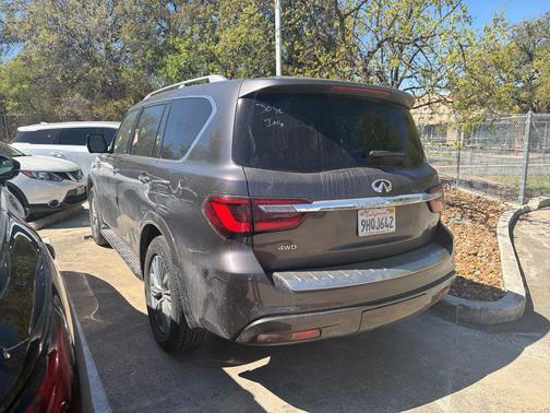 2024 INFINITI QX80 Luxe