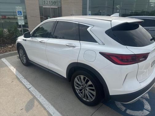 2024 INFINITI QX50 PURE