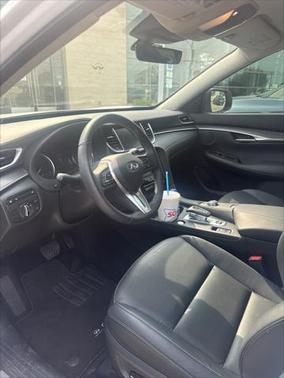 2024 INFINITI QX50 PURE