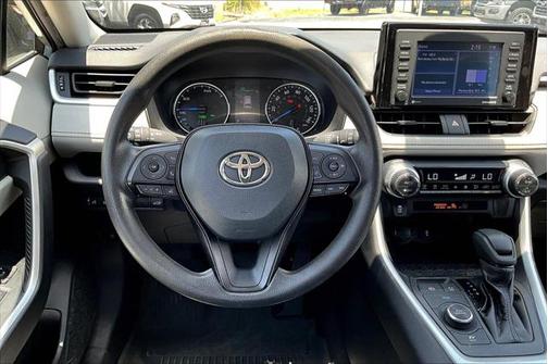 2021 Toyota RAV4 Hybrid XLE