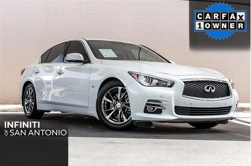 2015 INFINITI Q50 Premium