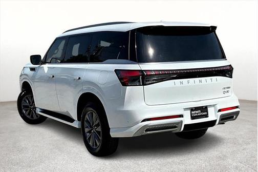 2025 INFINITI QX80 PURE