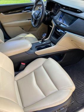 Stellar Black Metallic 2017 Cadillac XT5 Base