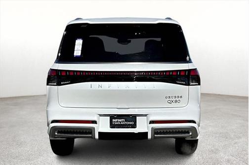 2025 INFINITI QX80 Luxe