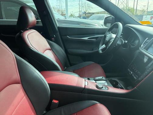 2023 INFINITI QX50 SPORT