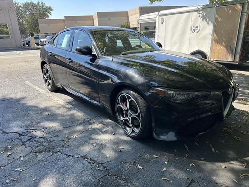 2022 Alfa Romeo Giulia Ti