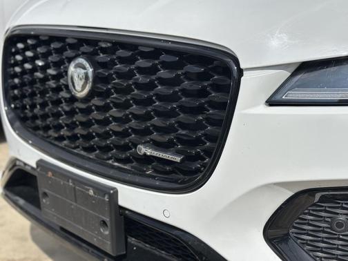 2025 Jaguar F-PACE R-Dynamic S P250 AWD Automatic
