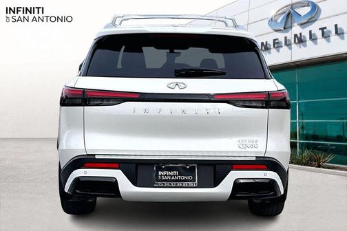 Majestic White 2025 INFINITI QX60 Luxe