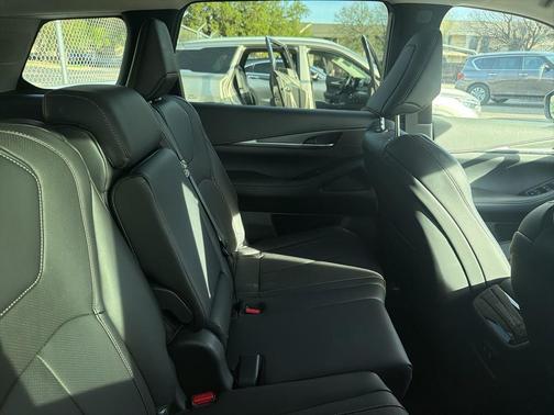 2026 INFINITI QX60 Pure