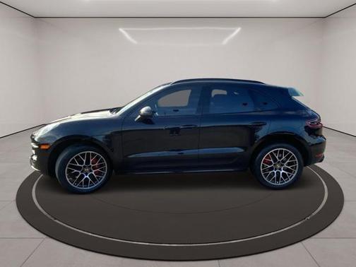 2017 Porsche Macan Turbo