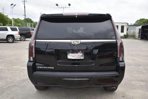 2018 Cadillac Escalade Platinum