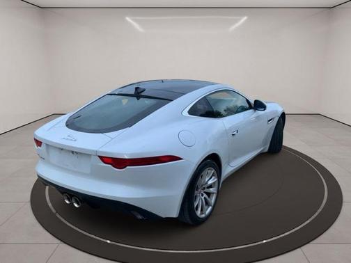 2017 Jaguar F-TYPE Premium