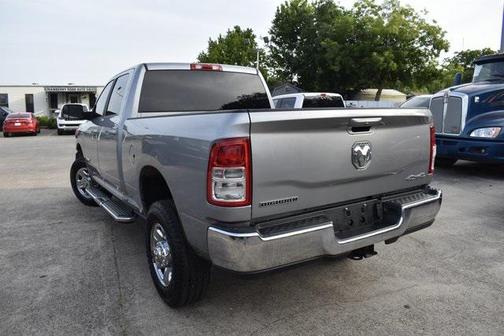 2020 RAM 2500 Big Horn Crew Cab 4X4 6'4' Box