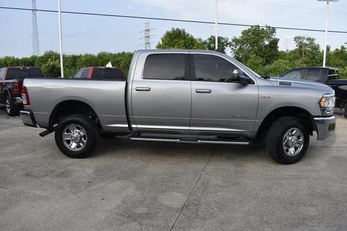 2020 RAM 2500 Big Horn Crew Cab 4X4 6'4' Box