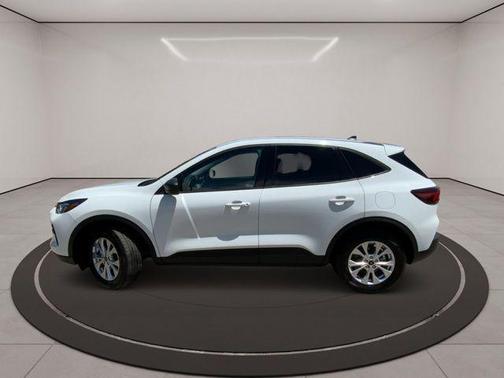 Oxford White 2025 Ford Escape Active