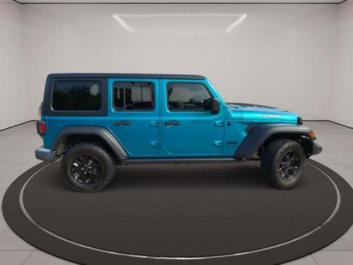 2020 Jeep Wrangler Unlimited Willys 4X4