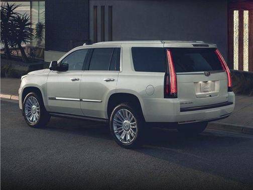 Radiant Silver Metallic 2020 Cadillac Escalade ESV Premium Luxury