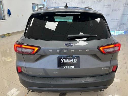 2026 Ford Escape ST-Line Select