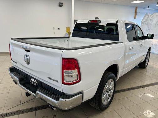 Bright White Clearcoat 2020 RAM 1500 Big Horn/Lone Star